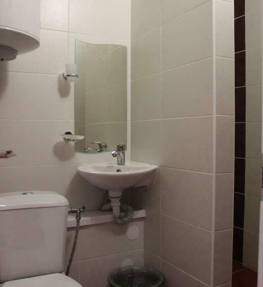 اتاق استاندارد, Bed And Breakfast Taurage Center