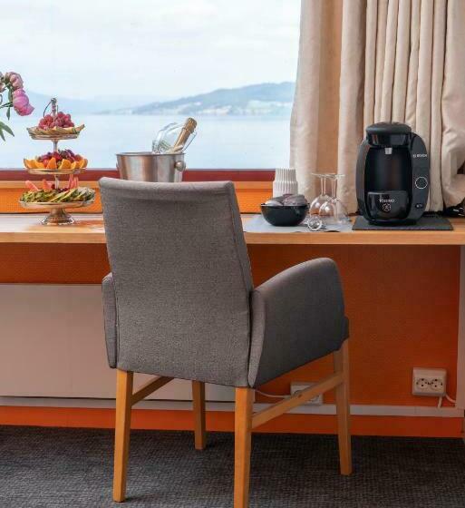 Номер Стандарт Вид на Море, Thorbjørnrud Hotell