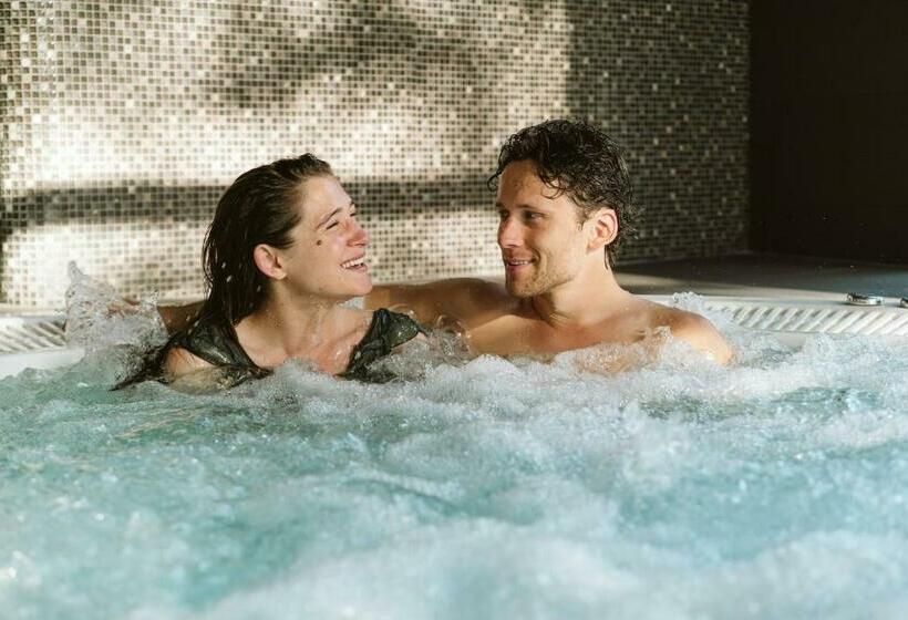 اتاق استاندارد با بالکن, Upa Medical Spa