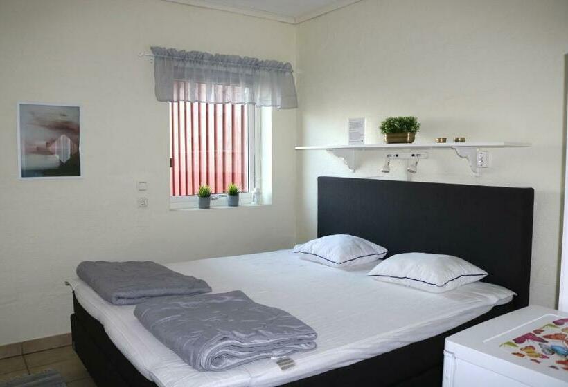 חדר סטנדרט יחיד, Kärraton Vandrarhem   Hostel