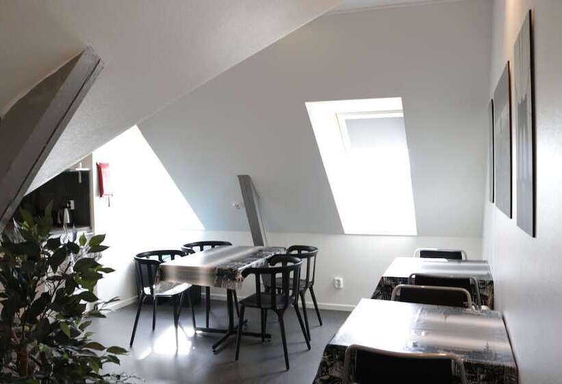 חדר סטנדרט לארבעה, Kärraton Vandrarhem   Hostel