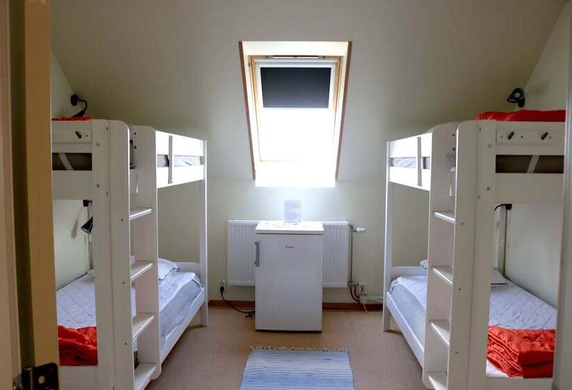 Четырехместный Номер Стандарт, Kärraton Vandrarhem   Hostel