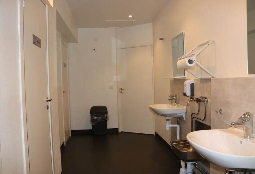 Номер Стандарт, Kärraton Vandrarhem   Hostel