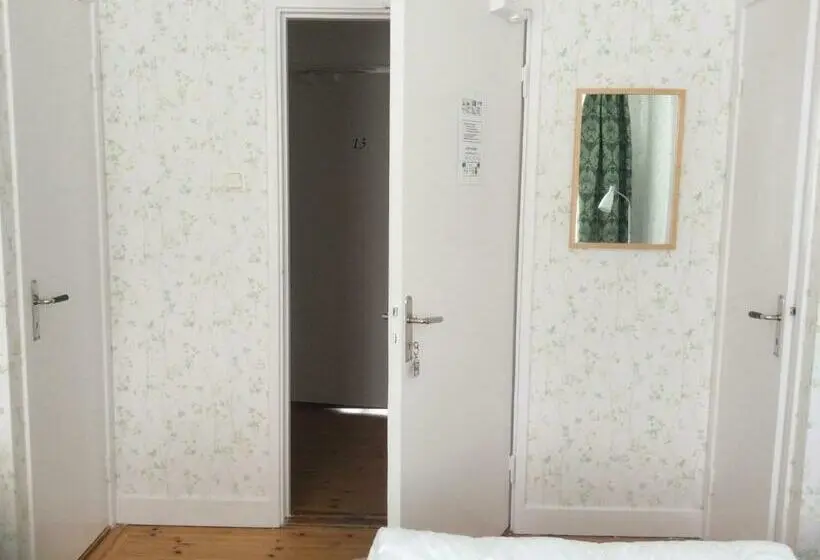 バス共有のスタンダードルーム, Stf Vandrarhem Edsbyn