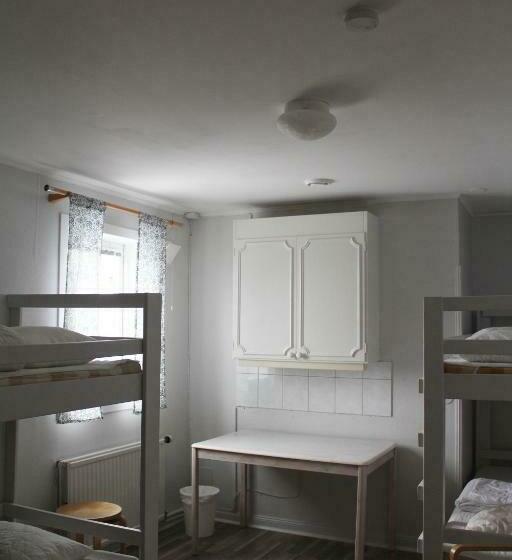 חדר בסיסי לארבעה, Trosa Vandrarhem