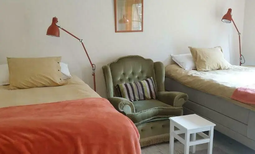 Basic-studio, Woodstock B & B Studios