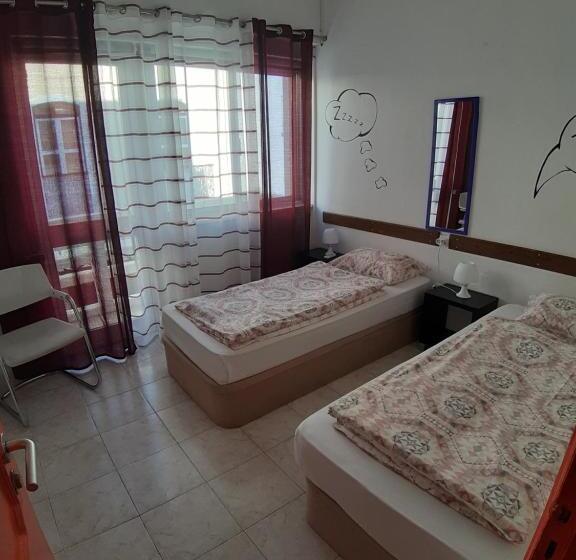 带共用浴室的标准房间, Alameda Hostel