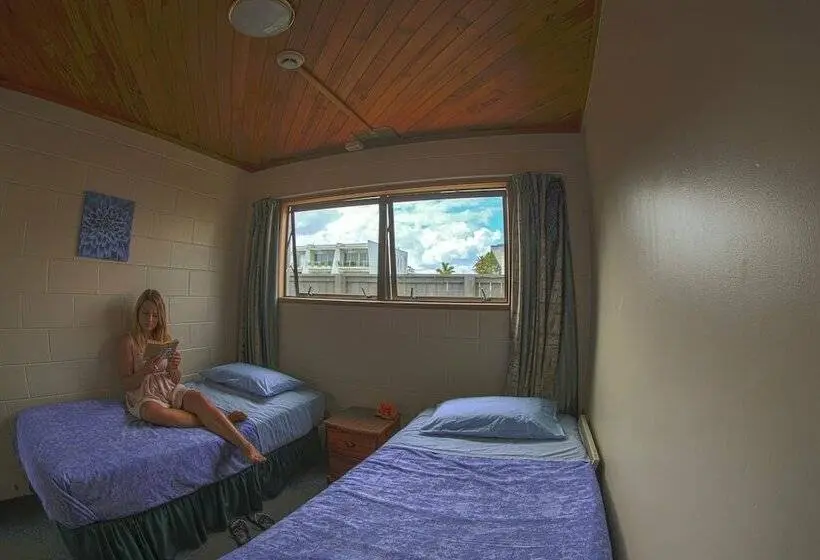 اتاق استاندارد با سرویس بهداشتی مشترک, Centabay Lodge And Backpackers