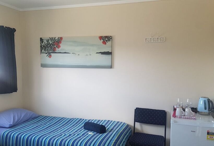 Номер Стандарт, Centabay Lodge And Backpackers