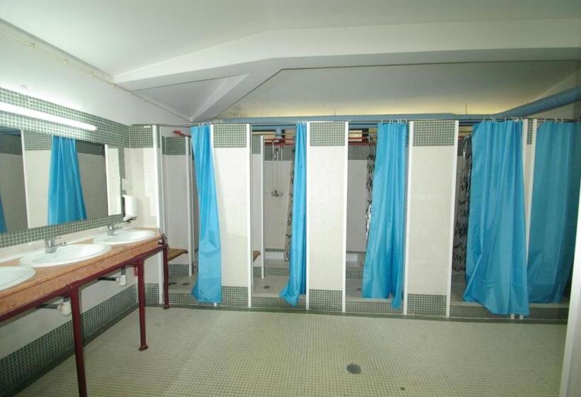 共用房间的床, Hi Almada  Pousada De Juventude