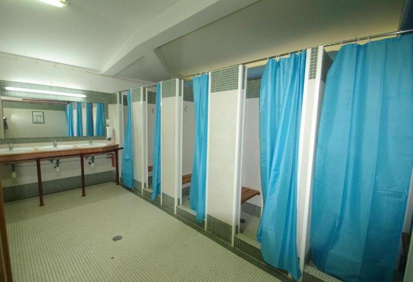 家庭房间共用浴室, Hi Almada  Pousada De Juventude