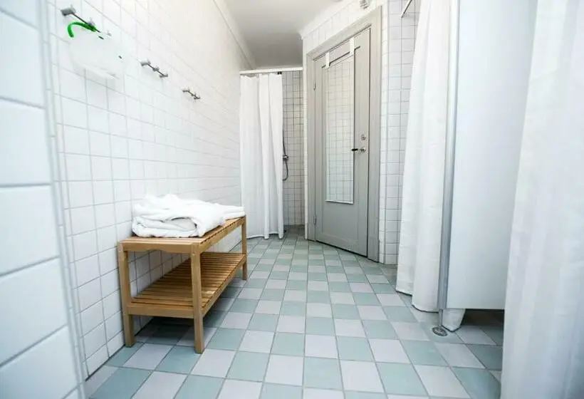 Standard Yhden Hengen Huone Jaettu Kylpyhuone, L Gamla Fängelset