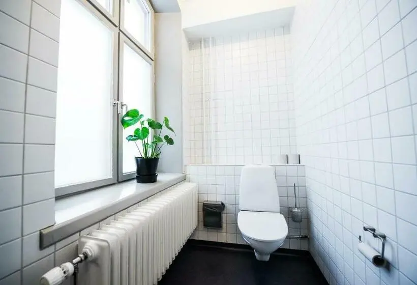 Standard Yhden Hengen Huone Jaettu Kylpyhuone, L Gamla Fängelset