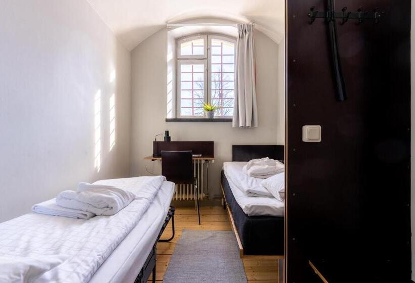バスルーム共有のシングルスタンダード, L Gamla Fängelset