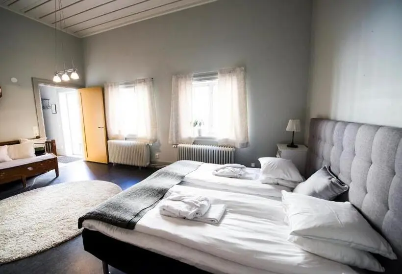 Perhestudio, L Gamla Fängelset