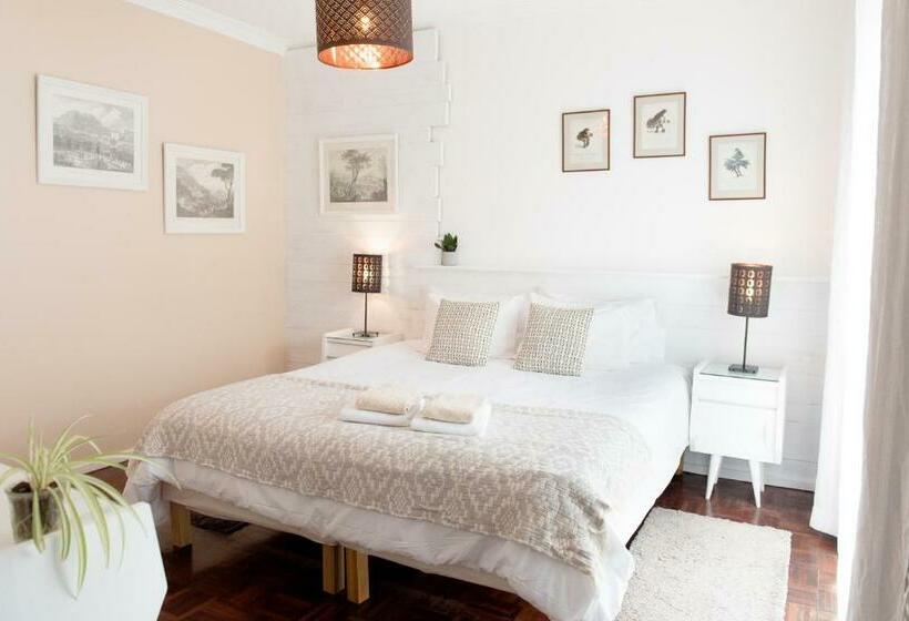 اتاق استاندارد, Laneez Ericeira Surf House