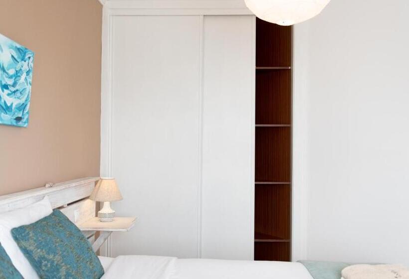 اتاق استاندارد با سرویس بهداشتی مشترک, Laneez Ericeira Surf House