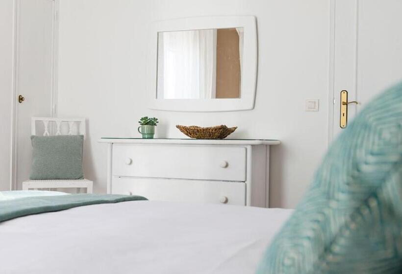 اتاق استاندارد با سرویس بهداشتی مشترک, Laneez Ericeira Surf House