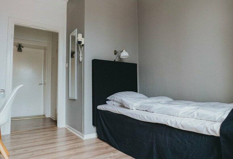 غرفة قياسية فردية, Arboga Stadshotell