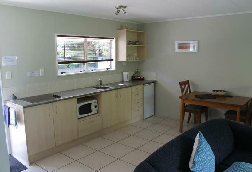 Апартаменты 1 Спальня, Ash Grove Boutique Motel