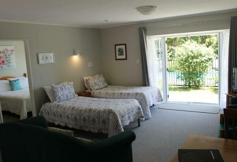 Апартаменты 1 Спальня, Ash Grove Boutique Motel