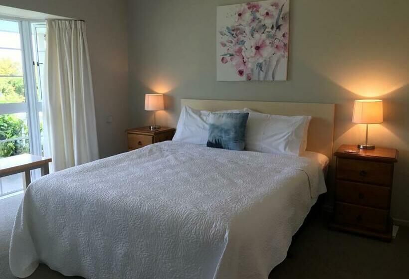 Апартаменты 1 Спальня, Ash Grove Boutique Motel