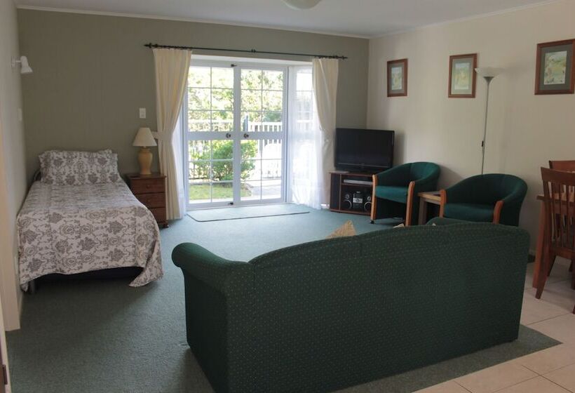 Апартаменты 1 Спальня, Ash Grove Boutique Motel