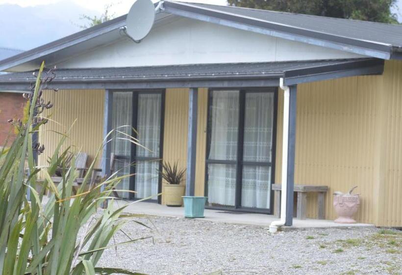 דירת חדר, Bay Road Motels