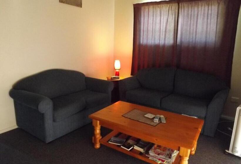 Апартаменты 1 Спальня, Bay Road Motels