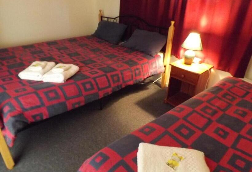 דירת חדר, Bay Road Motels