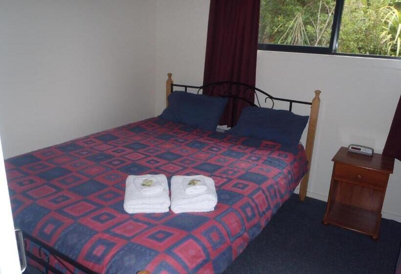 דירת חדר, Bay Road Motels