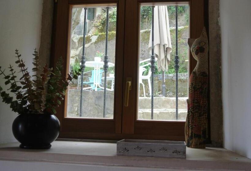 Economy Studio, Guest House Villa Dos Poetas