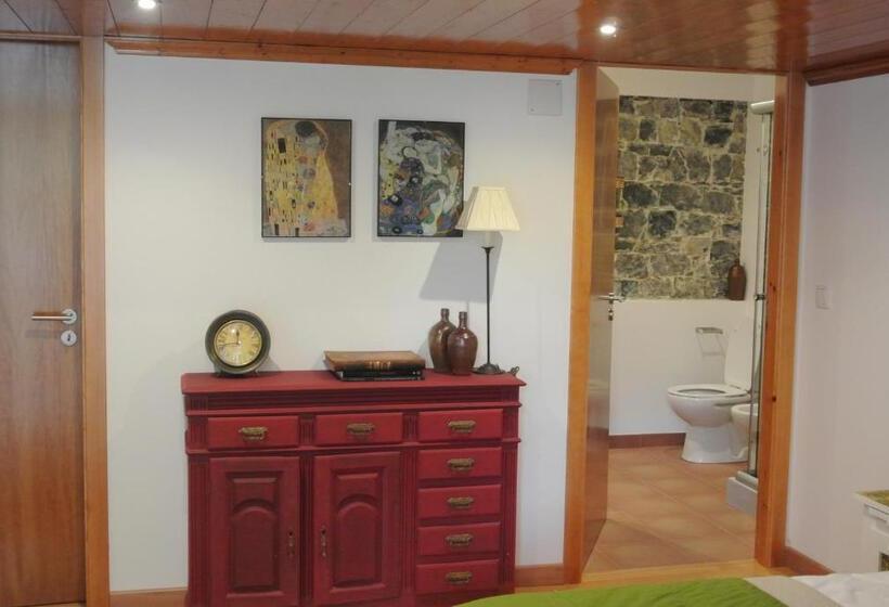 Economy Studio, Guest House Villa Dos Poetas