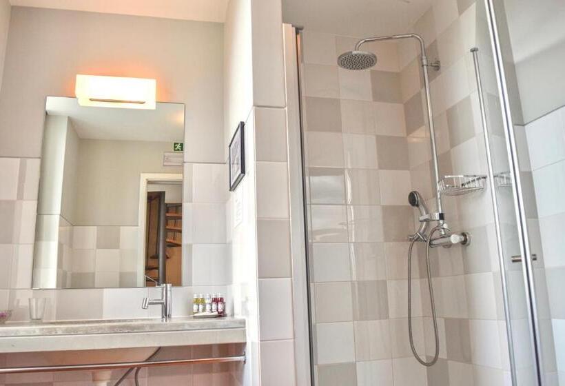 标准间, Quinta Do Tedo