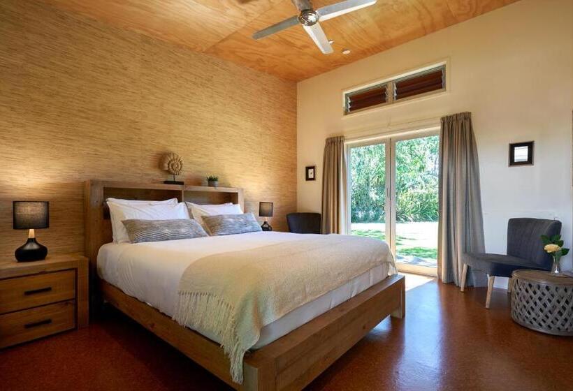 חדר קלאסי מיטת קינג סייז, Te Mata Views Resort