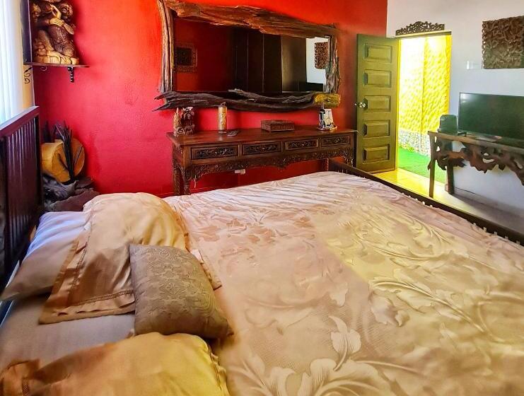 סוויטת סופריור, Villa Paraiso Naturism Optional Adults Only