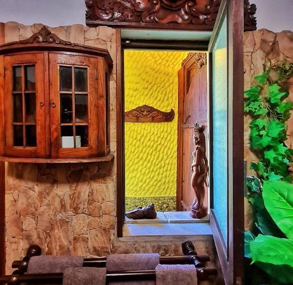 סוויטת סופריור, Villa Paraiso Naturism Optional Adults Only