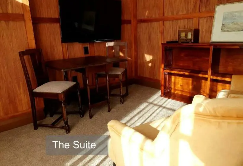 スイート, Bluff Hill Bed & Breakfast