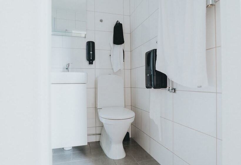 غرفة قياسية ثلاثية, Arboga Stadshotell