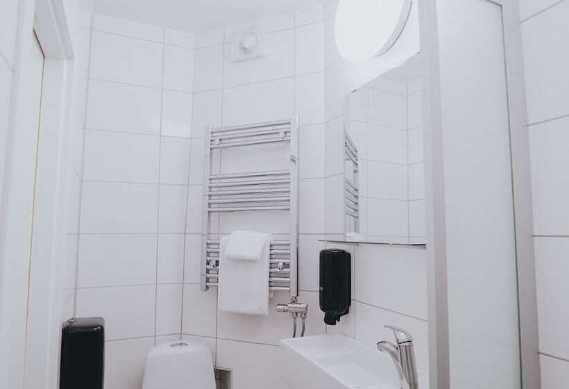 غرفة قياسية فردية, Arboga Stadshotell