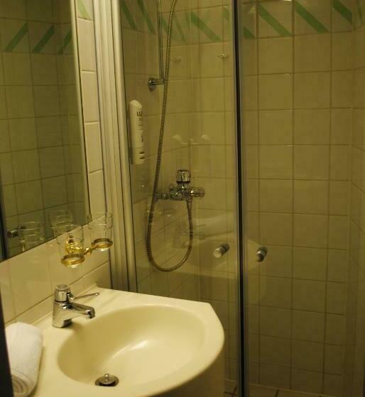 Standard Plus Værelse, Kumla