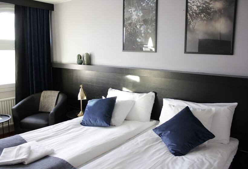 Deluxe Værelse, Kumla