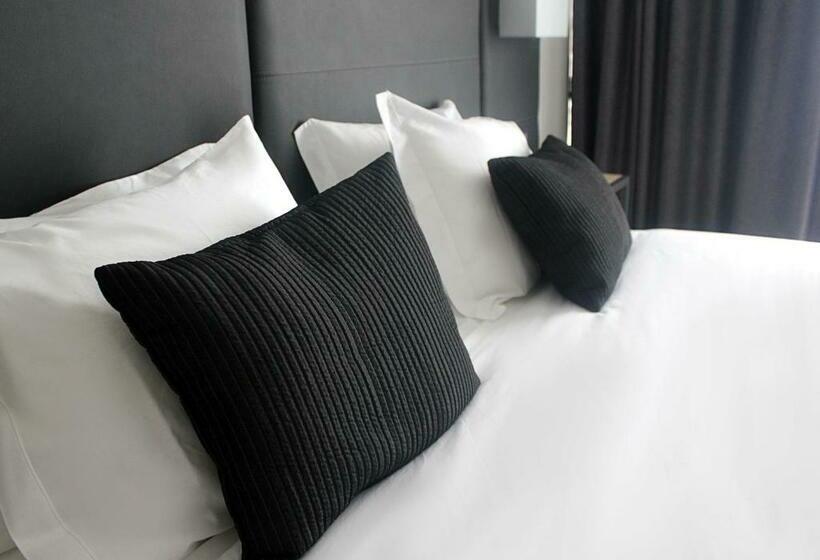 חדר סטנדרט, M