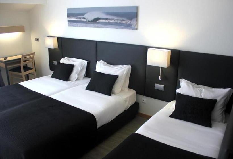 Номер Стандарт Трехместный, M