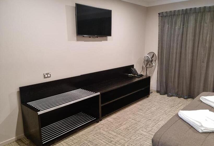 סטודיו סטנדרט, מיטה זוגית, Paroa