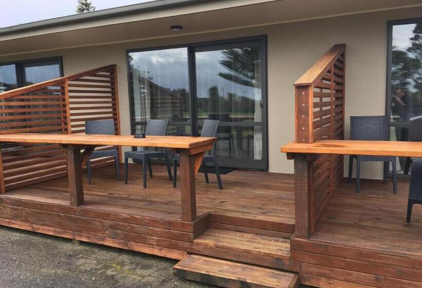 סטודיו סטנדרט, מיטה זוגית, Paroa