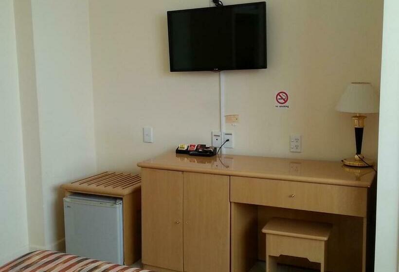 חדר סטנדרט, Riddiford