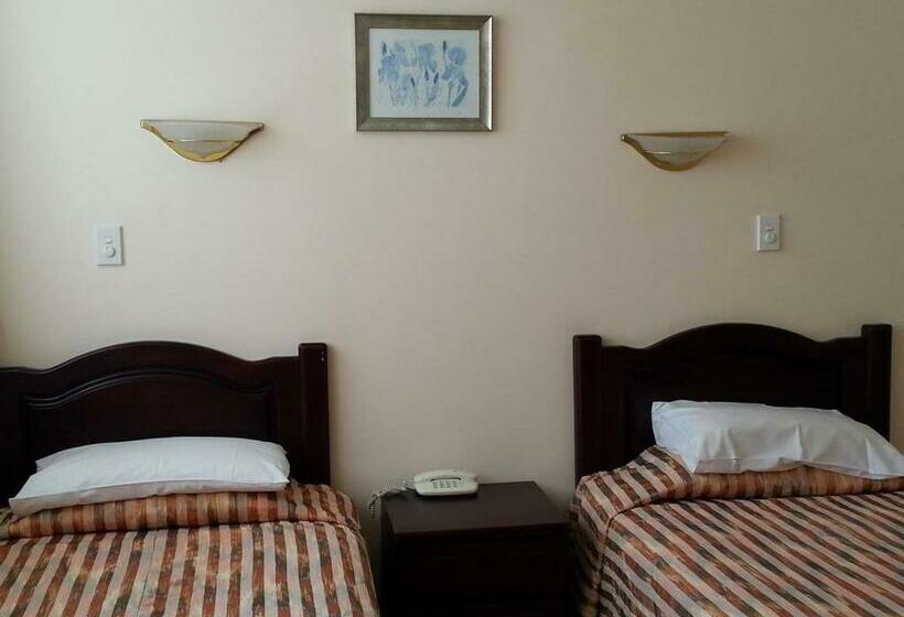 חדר סטנדרט, Riddiford