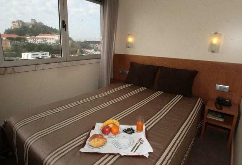 غرفة قياسية, São Francisco