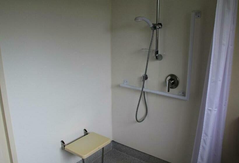 חדר סטודיו סטנדרד, Bassingers Motor Lodge